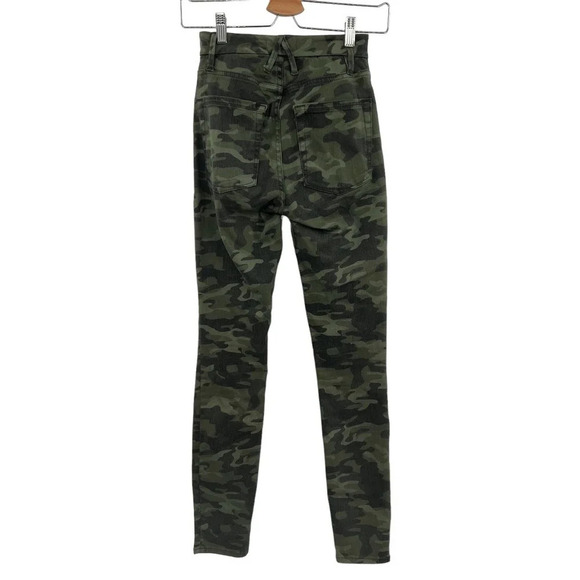 Good American Good Waist Skinny Jeans in Camo Print Size 00 / 24 - Picture 5 of 8